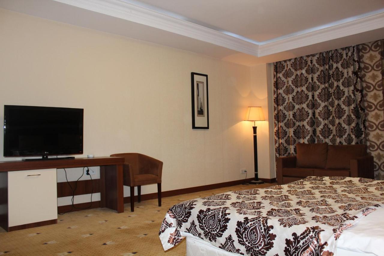 Mont Inn Hotel Baku Extérieur photo