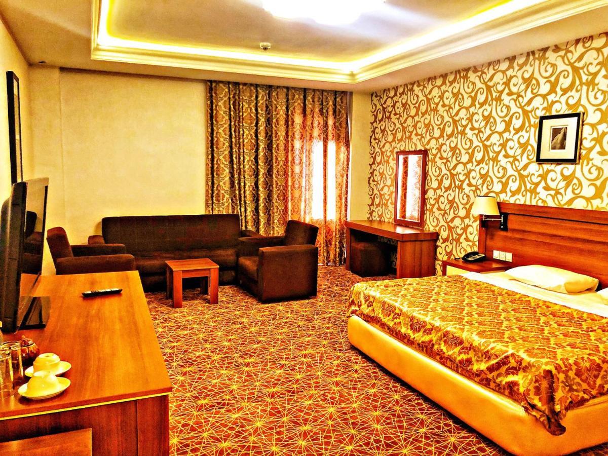 Mont Inn Hotel Baku Extérieur photo